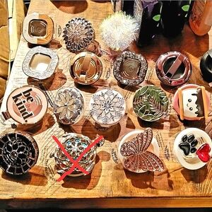 CAR FRAGRANCE HOLDERS by Bath and Body Works